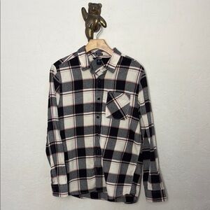 Volcom Black and White Casual Button Down flannel men’s size M